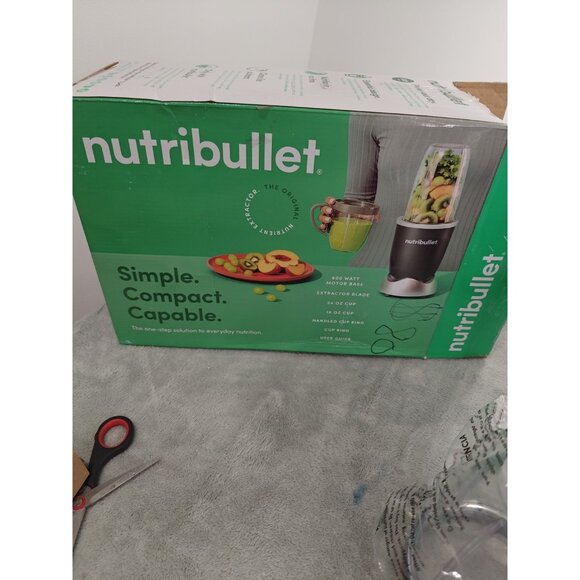 NutriBullet Nutrition Extractor Blender Juicer,  600 Watt Brand Open Box - Picture 1 of 8
